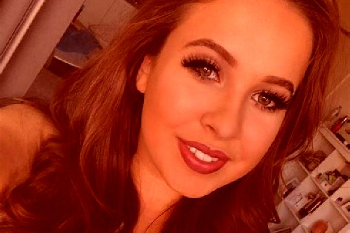 Ava, 27, a dark blonde amber-eyed caribbean companion based in Urimari. Offering 69, Striptease, Dinner Date, Party Girl, Massage. Available for incall and o...