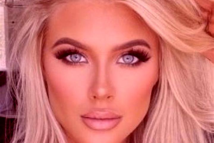 Ava, 27, a platinum blonde green-eyed latina companion based in Obihiro. Offering Roleplay, Erotic Massage, Fetish, Striptease, Travel Companion. Available f...