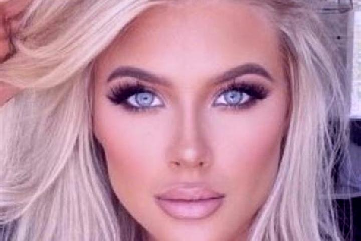Ava, 27, a platinum blonde hazel-eyed mediterranean companion based in Ligettelek. Offering Striptease, Fetish, Couples. Available for incall and outcall, ov...