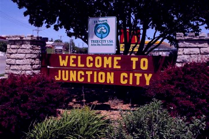 Ava, 27 — Escort in Junction City, United States