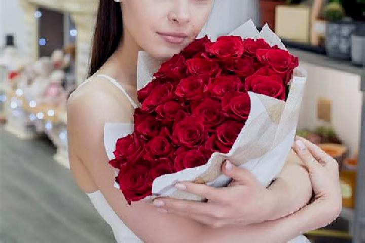 Ava, 27 — Escort in Rodniki, Russia