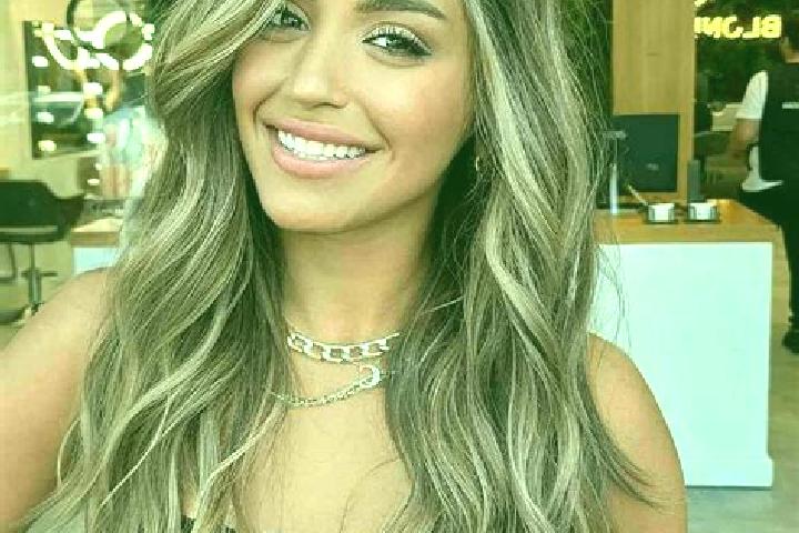 Ava, 28, a dark blonde brown-eyed mediterranean companion based in Batu Niah. Offering Massage, Deep French Kissing, Party Girl, Girlfriend Experience. Avail...