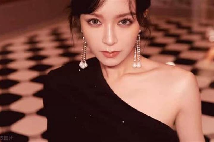 Ava, 28 — Escort in Yongshan, China