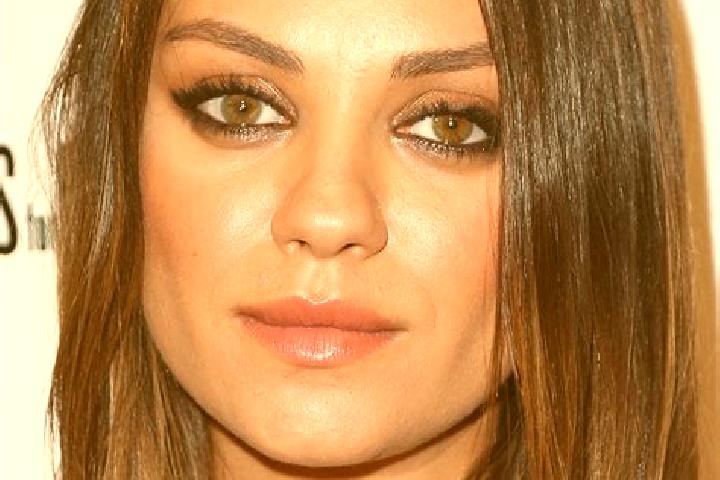 Ava, 29, a auburn hazel-eyed middle eastern companion based in Nomexy. Offering OWO, Girlfriend Experience, Striptease. Available for incall and outcall, ove...