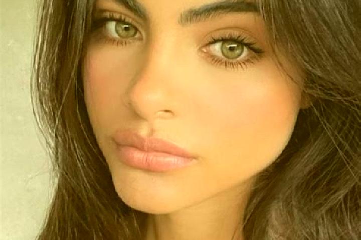 Ava, 30, a brunette green-eyed middle eastern companion based in Fengcun. Offering CIM, Domination, A-Level. Available for incall and outcall, overnight book...