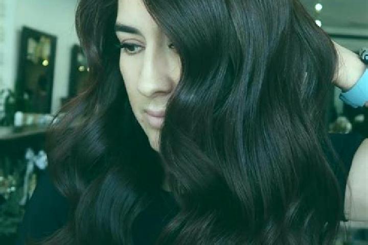 Ava, 31, a auburn dark-eyed mediterranean companion based in Collinee. Offering Erotic Massage, Dinner Date, 69. Available for incall and outcall, day and ev...