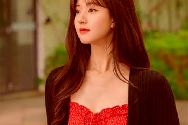Ava, 31 — Escort in Zhenghu, China