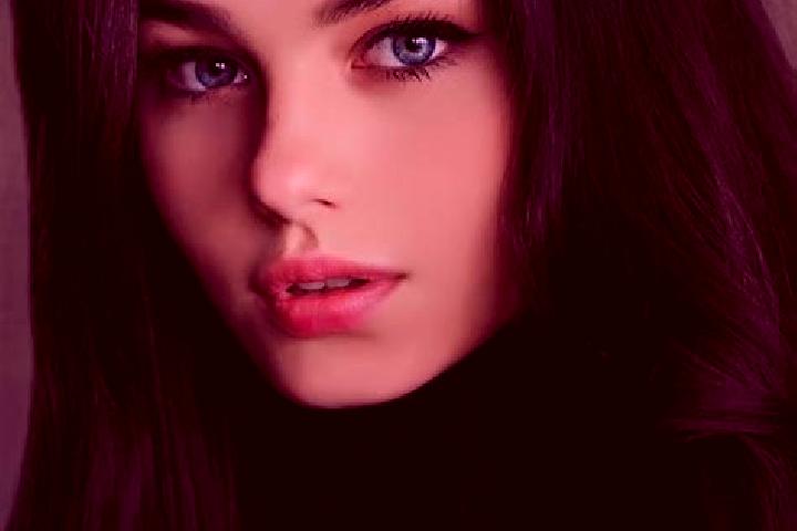 Ava, 32, a black amber-eyed slavic companion based in Cavi-Casalone. Offering 69, Travel Companion, Couples, CIM. Available for incall and outcall, overnight...