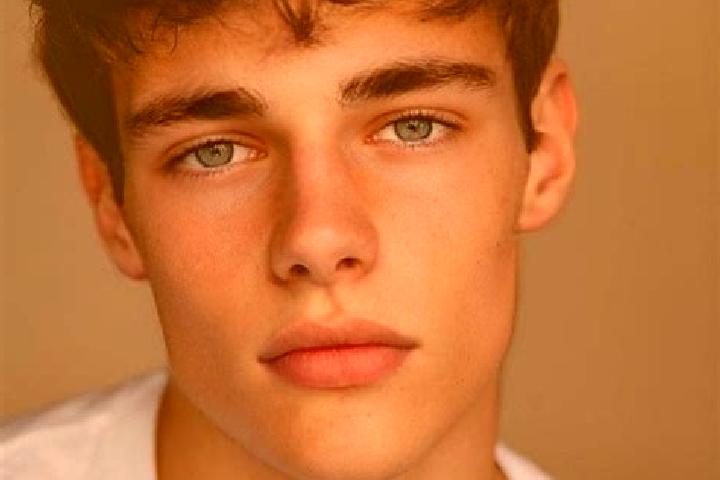 Ava, 32, a black brown-eyed caucasian companion based in Governador Jorge Teixeira. Offering Domination, Overnight, Tantra. Available for incall and outcall,...