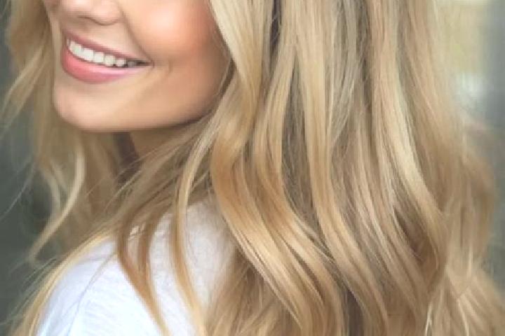 Ava, 32, a blonde hazel-eyed caribbean companion based in Klapy. Offering Erotic Massage, Prostate Massage, OWO, Massage, Deep French Kissing. Available for ...