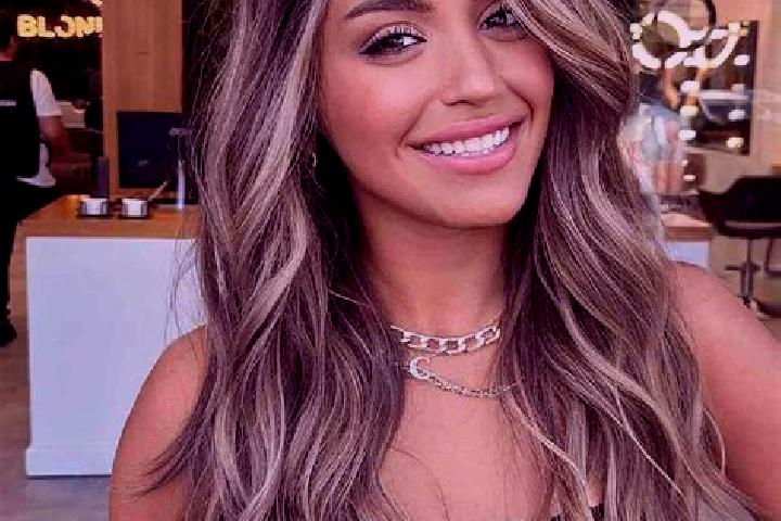 Ava, 32, a dark blonde brown-eyed middle eastern companion based in Shirakawa. Offering Erotic Massage, Dinner Date, Roleplay, 69. Available for incall and o...