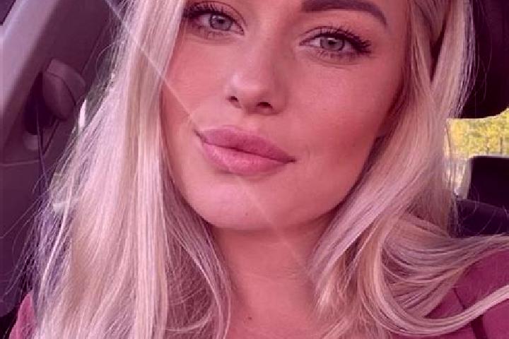 Ava, 34, a blonde hazel-eyed middle eastern companion based in Baikingon. Offering Overnight, Dinner Date, Domination. Available for incall and outcall, day ...