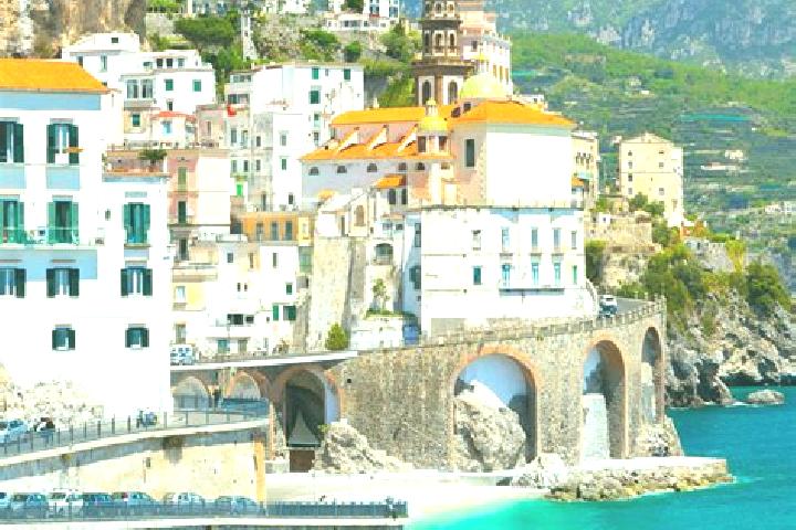 Ava, 34 — Escort in Gliaca, Italy