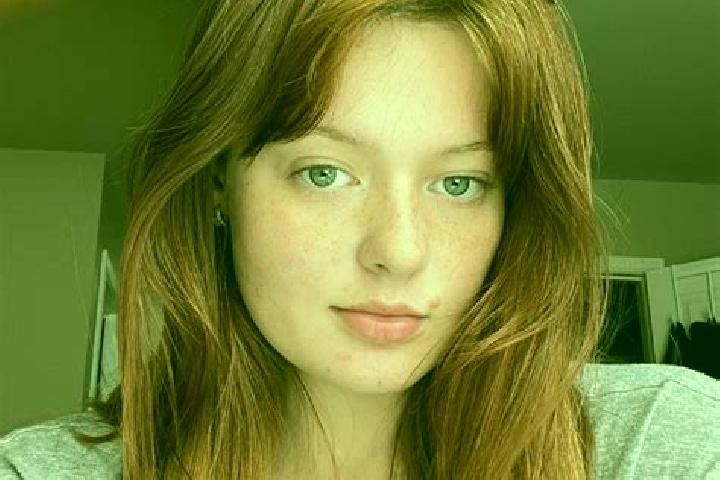 Ava, 35, a auburn amber-eyed caucasian companion based in Mahuiling. Offering OWO, Dinner Date, Erotic Massage. Available for incall and outcall, overnight b...
