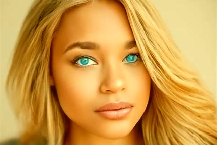 Ava, 35, a dark blonde blue-eyed latina companion based in Leakey. Offering CIM, Duos, 69, Fetish. Available for incall and outcall, day and evening dates.