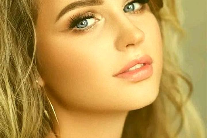 Ava, 36, a dark blonde blue-eyed indian companion based in Mount Hutton. Offering OWO, 69, Dinner Date. Available for incall and outcall, overnight bookings ...