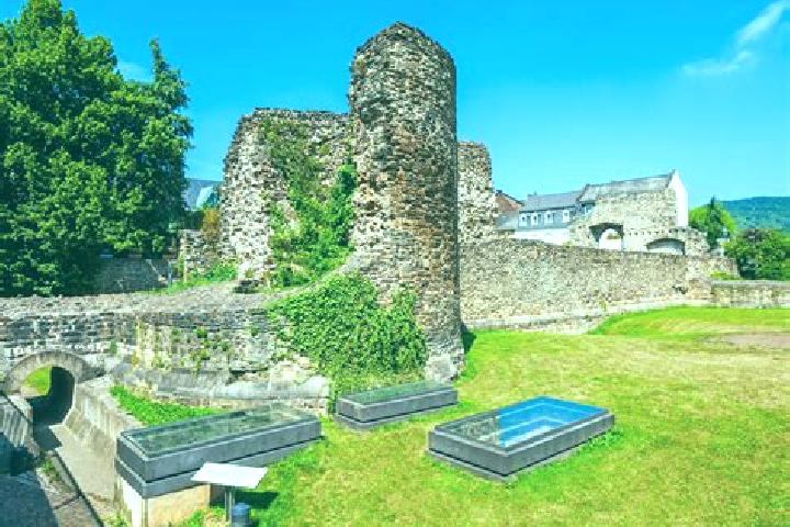 Ava, 36 — Escort in Rodalben, Germany