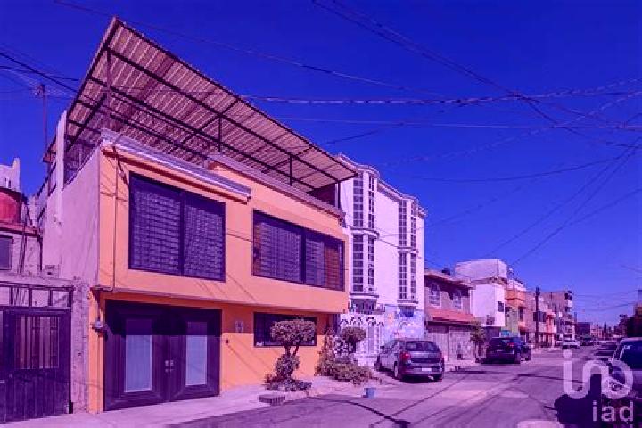 Ava, 37 — Escort in Morelos Piedra 3ra. Seccion, Mexico