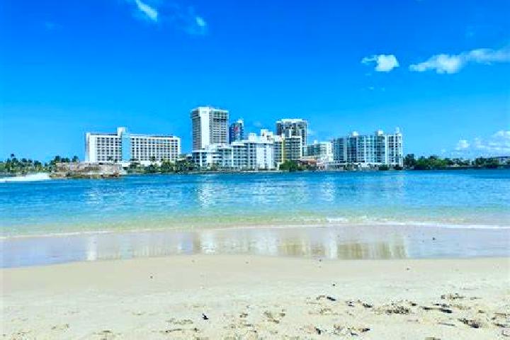 Ava, 37 — Escort in Playita, Puerto Rico
