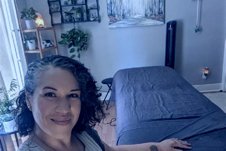 Ava, 38, a black grey-eyed mixed companion based in Itai. Offering Duos, Roleplay, Fetish, Massage. Available for incall and outcall, day and evening dates.