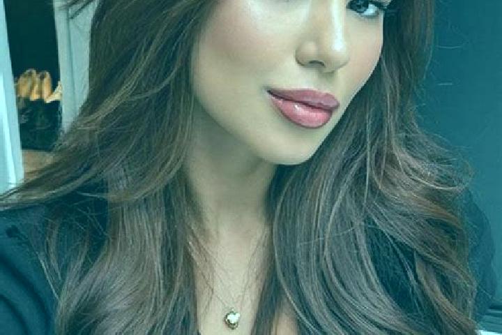 Ava, 38, a chestnut brown-eyed latina companion based in Vaestra Hagen. Offering Prostate Massage, Overnight, Dinner Date, Girlfriend Experience. Available f...
