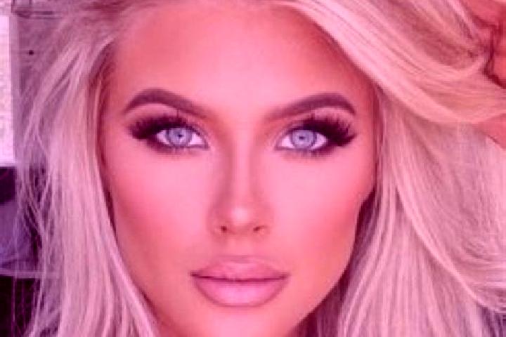 Ava, 38, a platinum blonde green-eyed caribbean companion based in Corinaldo. Offering GFE, Couples, Tantra. Available for incall and outcall, overnight book...