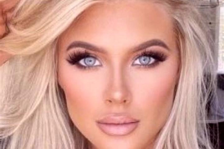 Ava, 38, a platinum blonde hazel-eyed mixed companion based in Hatcho-muta. Offering A-Level, Dinner Date, Couples. Available for incall and outcall, overnig...