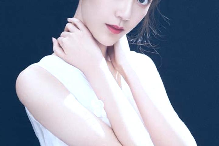 Ava, 38 — Escort in Mingjing, China