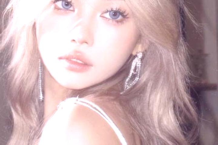 Ava, 39, a blonde blue-eyed asian companion based in Gnies. Offering Deep French Kissing, OWO, 69, Prostate Massage. Available for incall and outcall, overni...