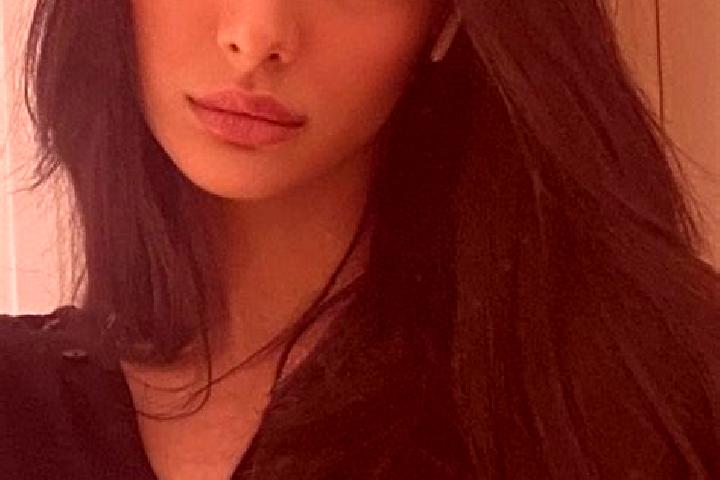 Avery, 20, a black brown-eyed middle eastern companion based in North Perry. Offering 69, OWO, Striptease. Available for incall and outcall, overnight bookin...