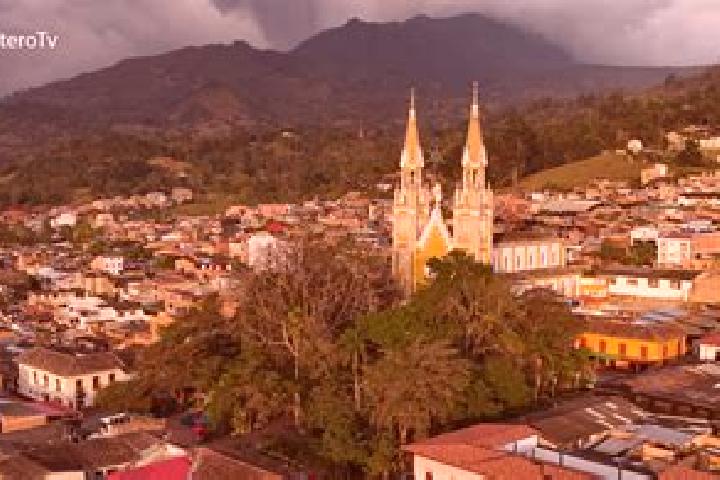 Avery, 20 — Escort in Garagoa, Colombia