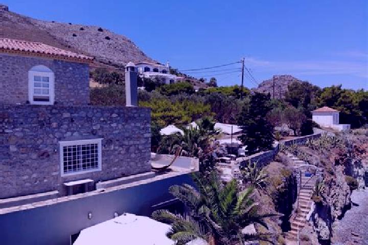 Avery, 20 — Escort in Vagia, Greece