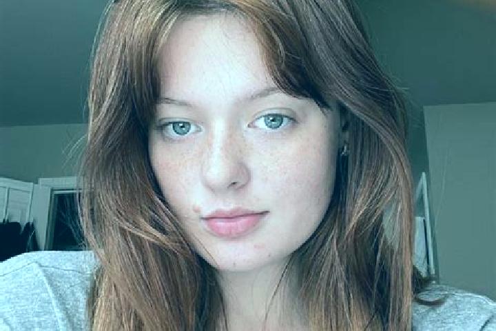 Avery, 21, a blonde amber-eyed indian companion based in Liabeke. Offering A-Level, Travel Companion, Overnight, Couples. Available for incall and outcall, o...