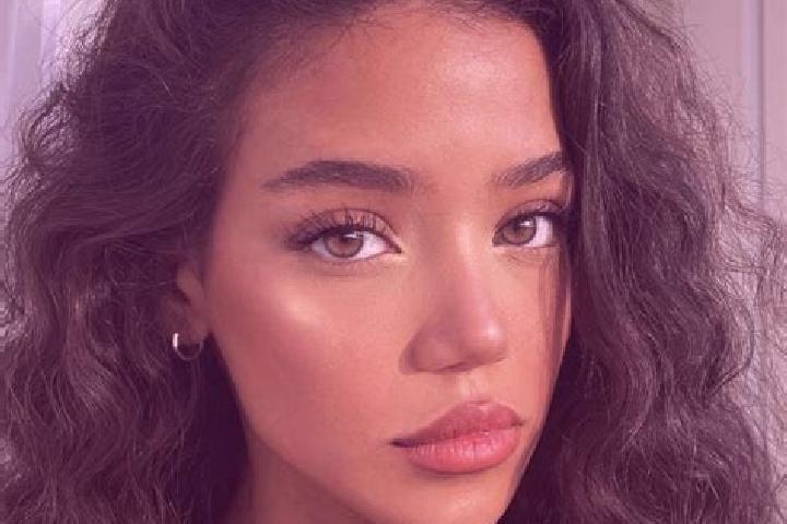 Avery, 22, a black brown-eyed european companion based in Primarette. Offering Girlfriend Experience, GFE. Available for incall and outcall, day and evening ...