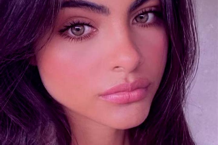 Avery, 23, a black hazel-eyed slavic companion based in Puerto de Aguirre. Offering A-Level, Prostate Massage, Duos. Available for incall and outcall, overni...