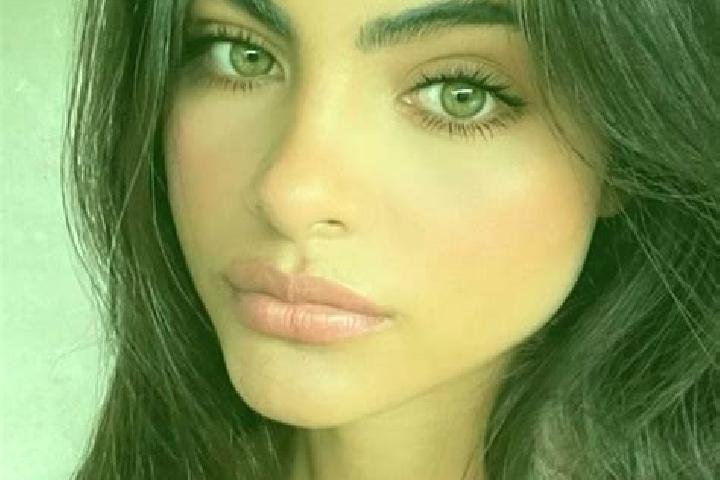 Avery, 23, a dark blonde dark-eyed indian companion based in Paso de Valencia. Offering Tantra, GFE, 69, Overnight, Fetish. Available for incall and outcall,...