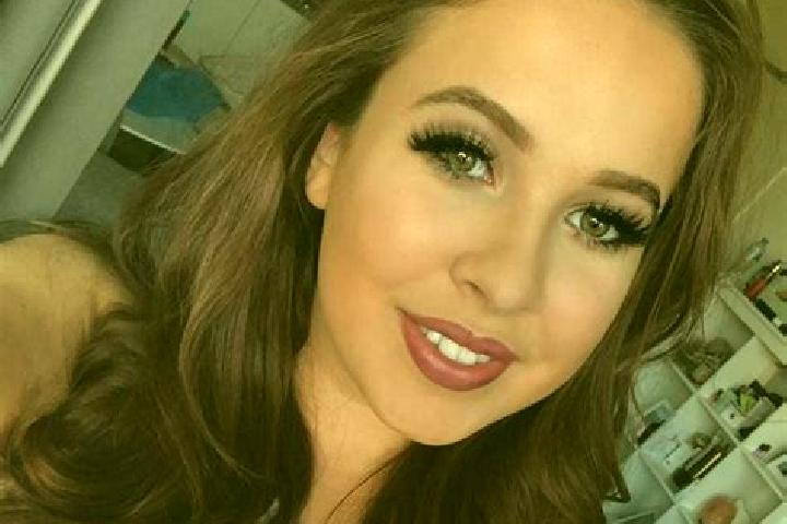 Avery, 24, a black dark-eyed caribbean companion based in Versmold. Offering 69, Girlfriend Experience, Overnight, Party Girl. Available for incall and outca...