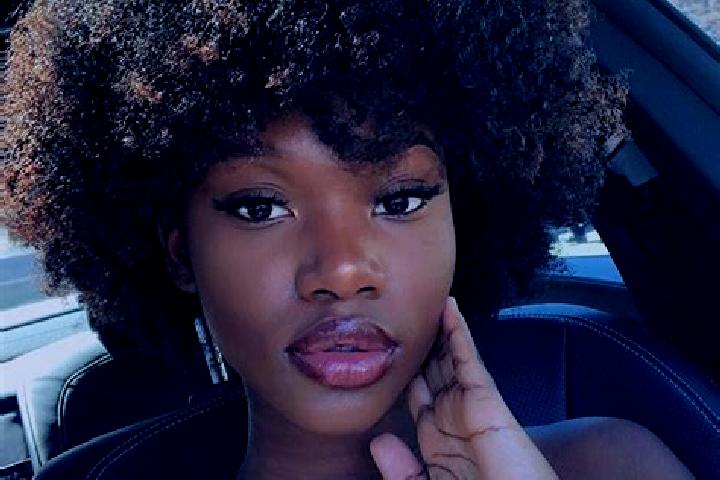 Avery, 24, a black dark-eyed mixed companion based in Muggendorf. Offering Striptease, Fetish, Roleplay. Available for incall and outcall, day and evening da...
