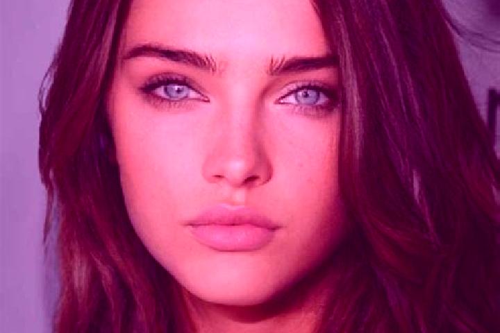 Avery, 25, a brunette grey-eyed european companion based in Yasuj. Offering Roleplay, 69, Domination, Tantra. Available for incall and outcall, overnight boo...