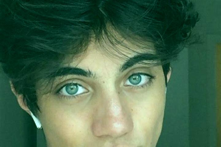 Avery, 25, a chestnut grey-eyed caucasian companion based in San Cipriano Po. Offering Prostate Massage, Party Girl, Massage. Available for incall and outcal...