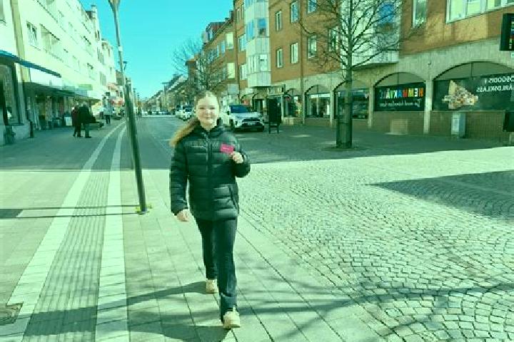 Avery, 25 — Escort in Arloev, Sweden