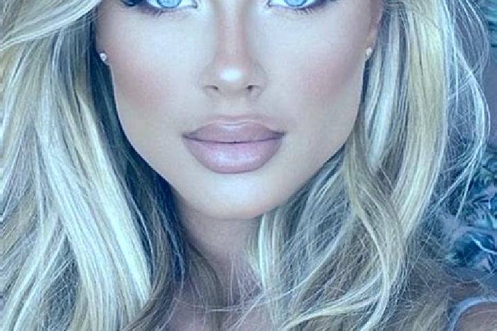 Avery, 26, a blonde blue-eyed latina companion based in Niederhambach. Offering Deep French Kissing, Striptease, Dinner Date, A-Level. Available for incall a...