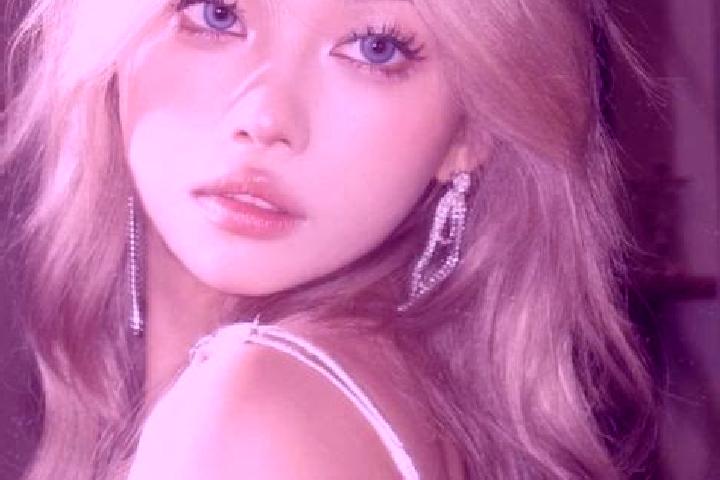 Avery, 26, a blonde brown-eyed asian companion based in Acalocotla. Offering Striptease, 69, Roleplay, Overnight, BDSM. Available for incall and outcall, day...
