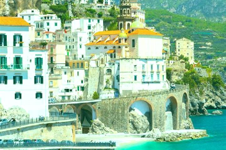 Avery, 26 — Escort in Apricale, Italy
