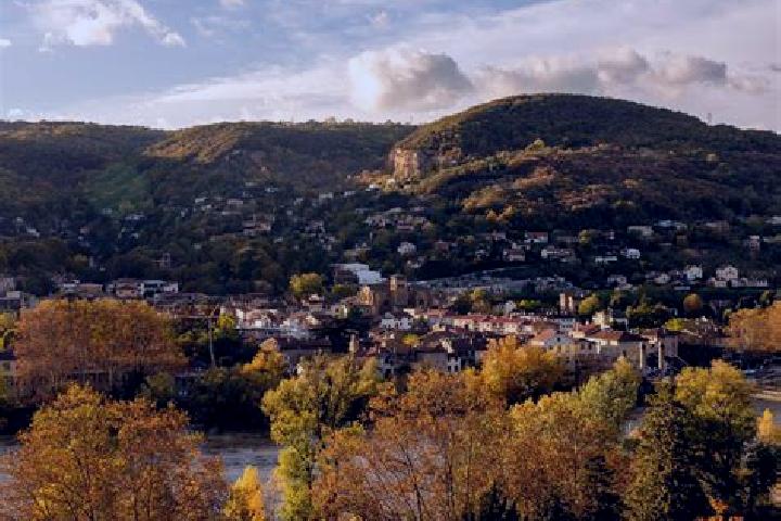 Avery, 26 — Escort in Couzon-au-Mont-d Or, France