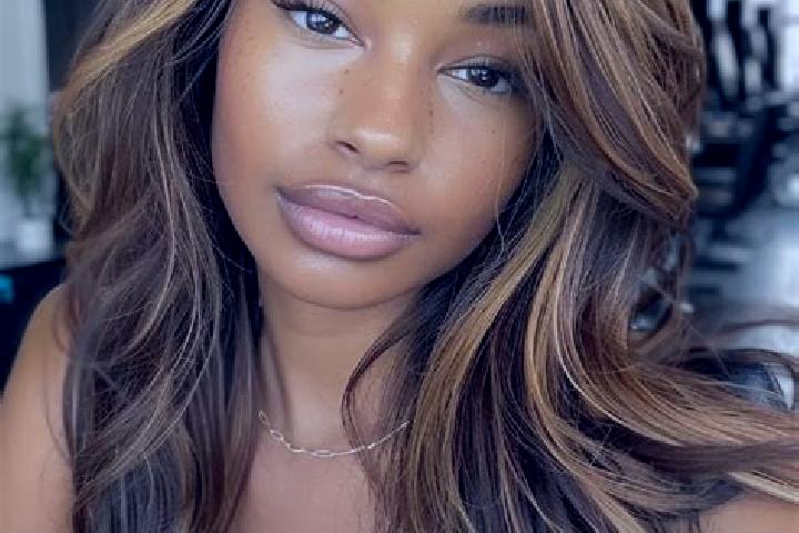 Avery, 27, a dark blonde amber-eyed caribbean companion based in Knysna. Offering GFE, Party Girl, Erotic Massage, Girlfriend Experience, Domination. Availab...