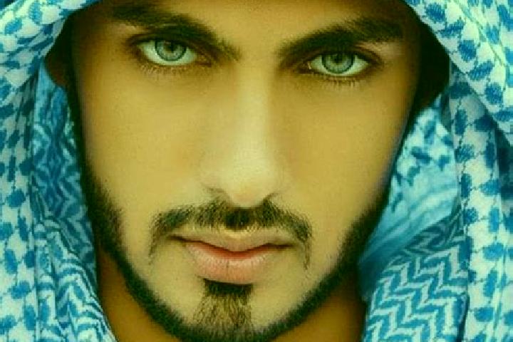 Avery, 27, a red blue-eyed middle eastern companion based in Kampungtengah. Offering A-Level, OWO, Deep French Kissing, Girlfriend Experience. Available for ...