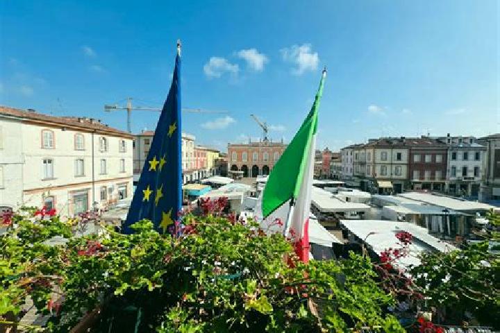 Avery, 27 — Escort in Bagnolo San Vito, Italy