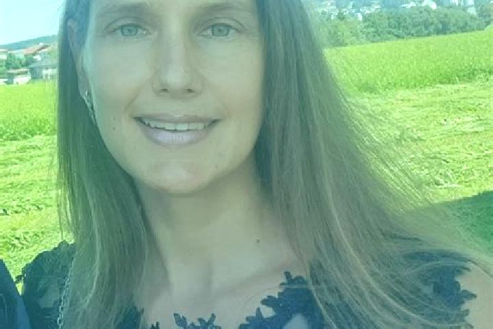 Avery, 27 — Escort in Frankenmarkt, Austria