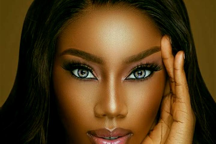 Avery, 28, a dark blonde blue-eyed ebony companion based in Oekuu. Offering Overnight, Tantra, OWO, 69, Domination. Available for incall and outcall, overnig...